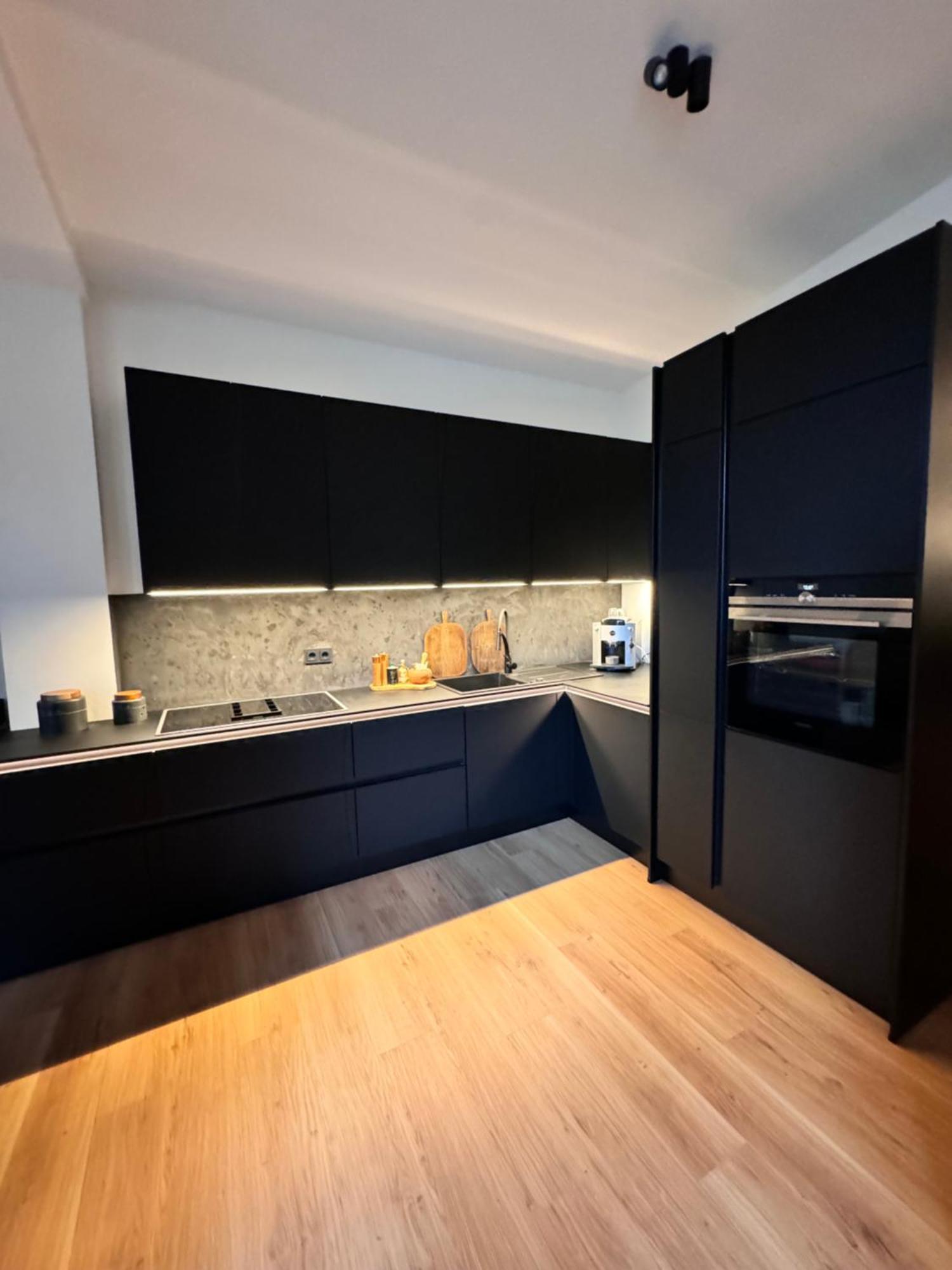 Premium Apartment In Magdeburg Stadtfeld Ost Mit 2 Schlafzimmern & Stellplatz Esterno foto